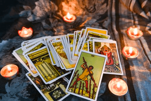 Tarot cards on the table